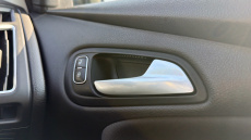 Ford Focus 1.0 EcoBoost 125 Titanium Navigation 5dr Petrol Hatchback